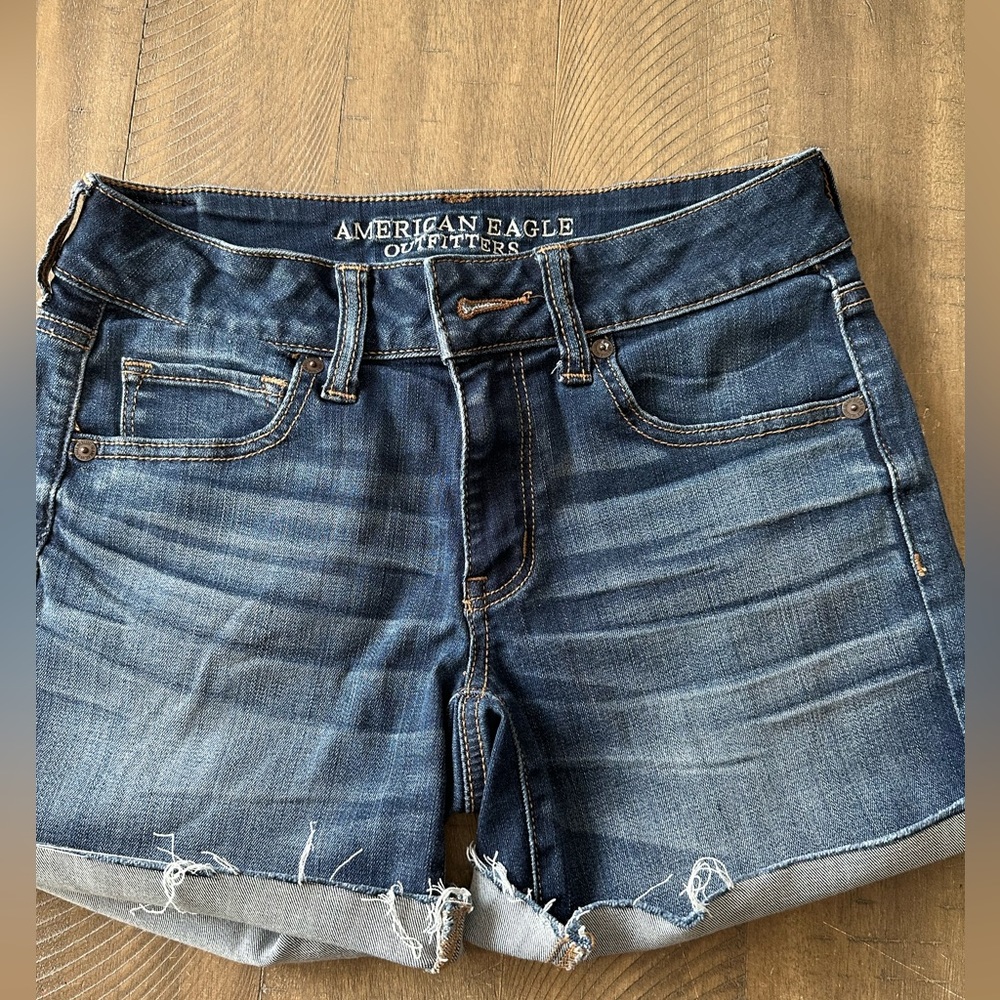 American Eagle midi shorts